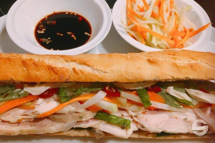 Vietnam sandwich with Char Siu pork - Rice & More