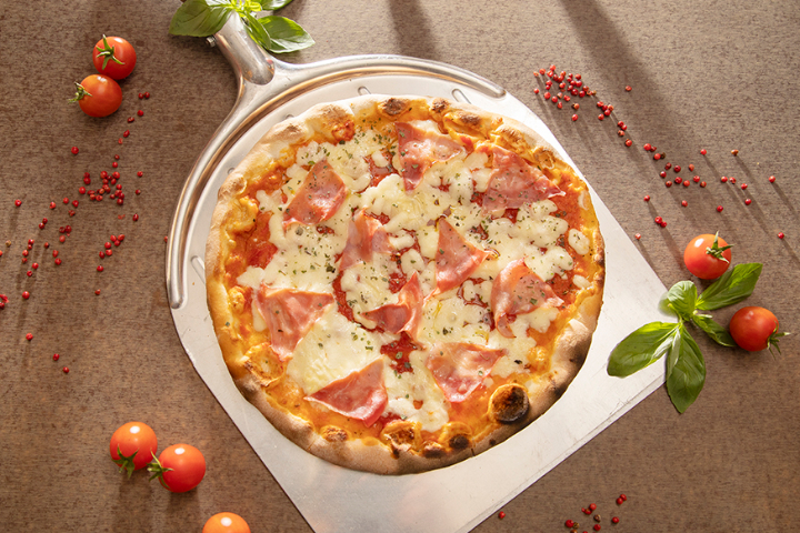 Pizza Prosciutto - Pizza World