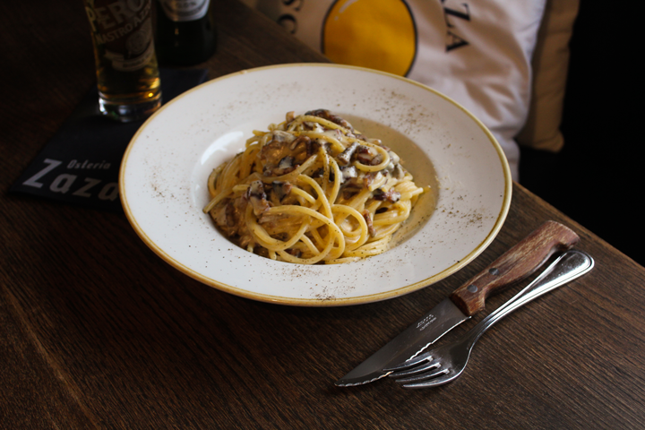 Spaghetti Carbonara - Osteria Zaza