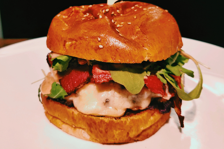 Burger du Mois Le Chasse - Union Restaurant du Théatre