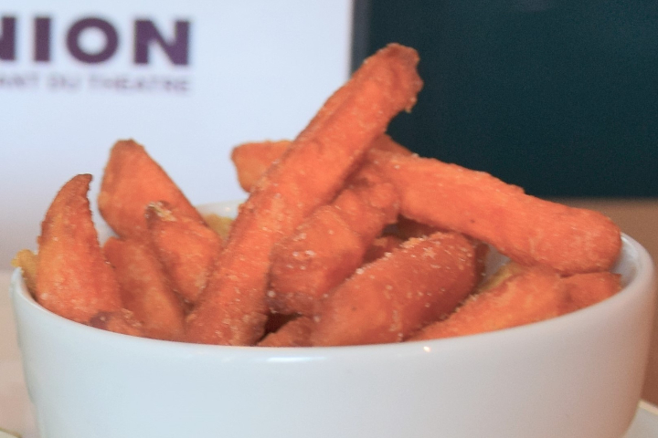 Frites de Pommes de Terre Douce - Union Restaurant du Théatre
