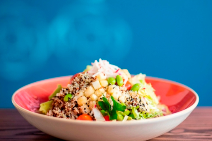 Quinoa Salat - Food Market Zähringerstrasse