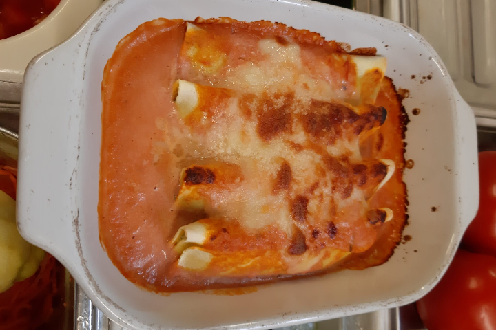 Cannelloni al Forno - Ristorante Pizzeria Pulcinella