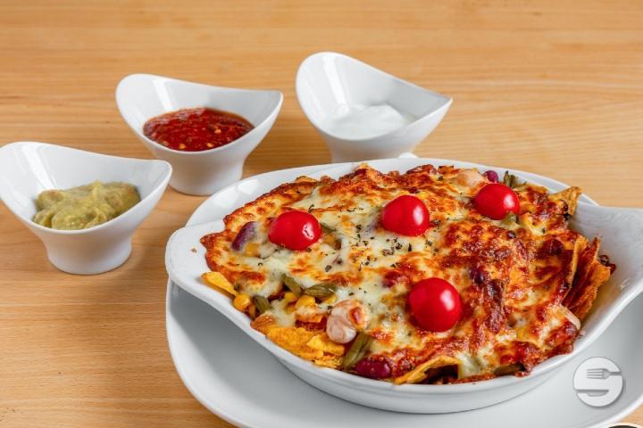 Nachos Pollo - Osis Mexikanisch Express Neftenbach