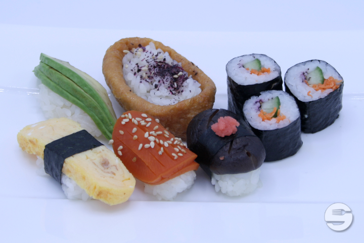 1/2 Vegetarian Sushi - Sala of Tokyo