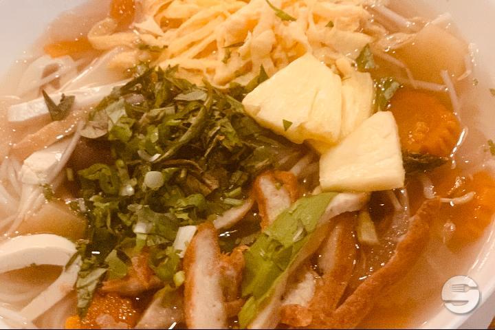 3.19 Soupe aux Champignons, aux Légumes et aux Citronnelles - Nguyen - Saveurs du Vietnam