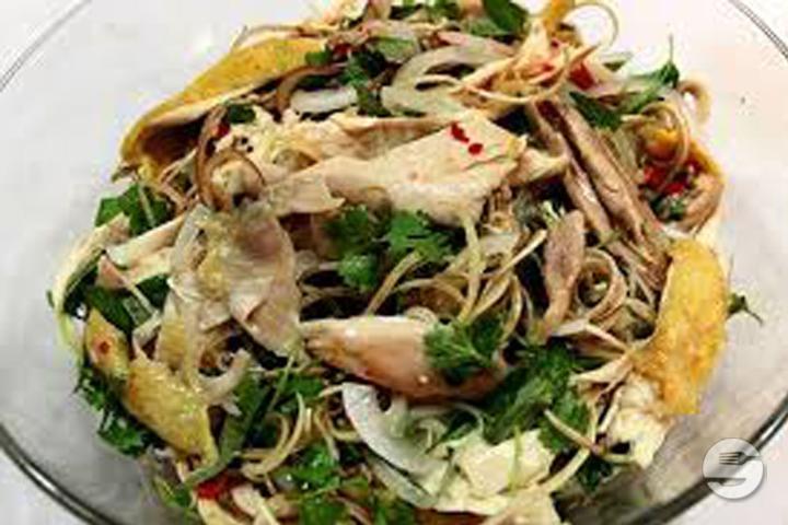 12.2 Poulet Suisse en Salade - Nguyen - Saveurs du Vietnam