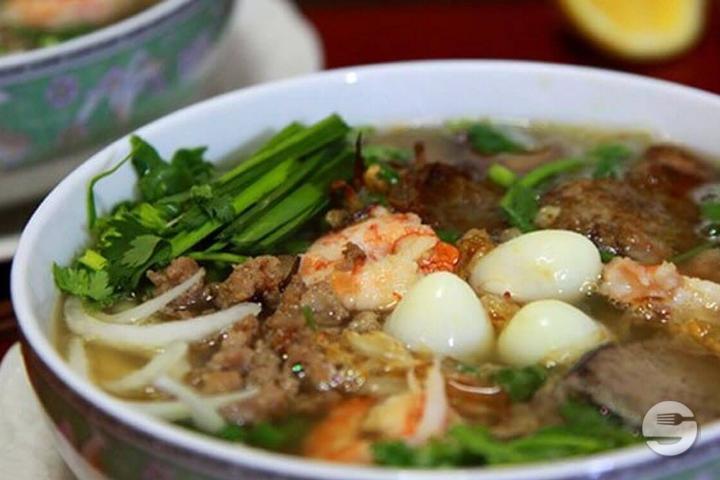 14.4 Grande Soupe de Nouilles Blanches Plates - Nguyen - Saveurs du Vietnam