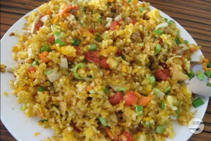 15.6 Riz Sauté à la Viande Séchée - Nguyen - Saveurs du Vietnam