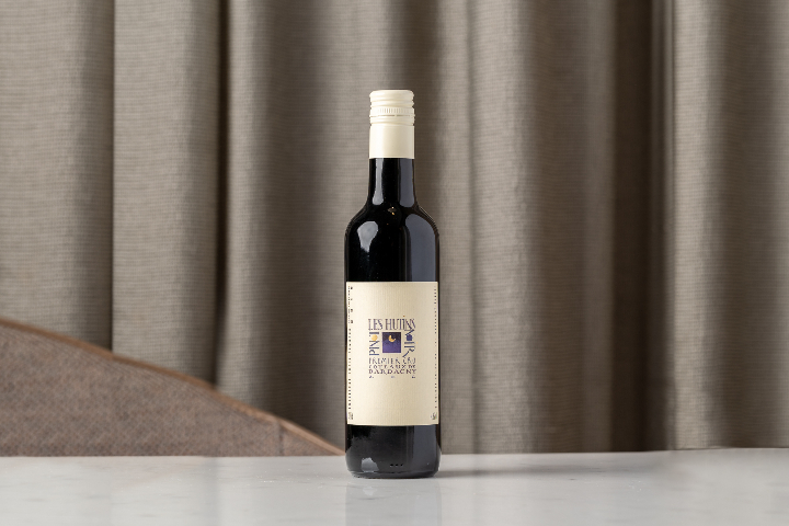 Pinot Noir les Hutins - Livingroom Bar & Kitchen by The Ritz-Carlton Hotel de la Paix