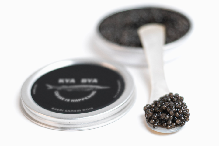 Baeri Saphir Noir de France 100G - Livingroom by The Ritz-Carlton