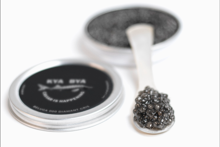 Beluga Diamant Gris de Bulgarie 100G - Livingroom by The Ritz-Carlton