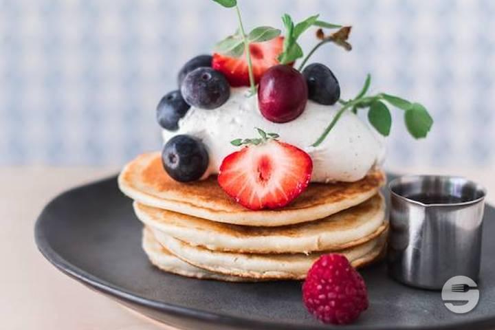 Sveles Local (Pancakes) - Äta