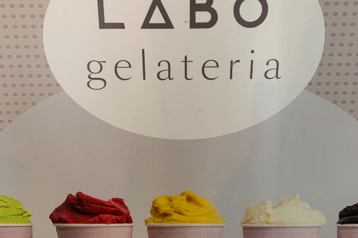 Glace Sésame Noir - Äta