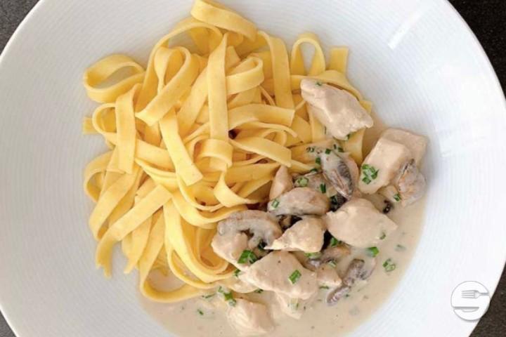 Chicken Breast - Poly Bistro - Winterthur
