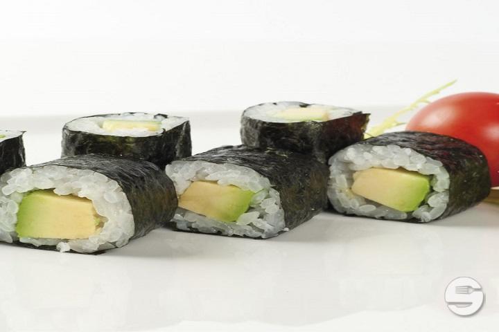 Hoso avocado 8 Stück - Tiger Sushi