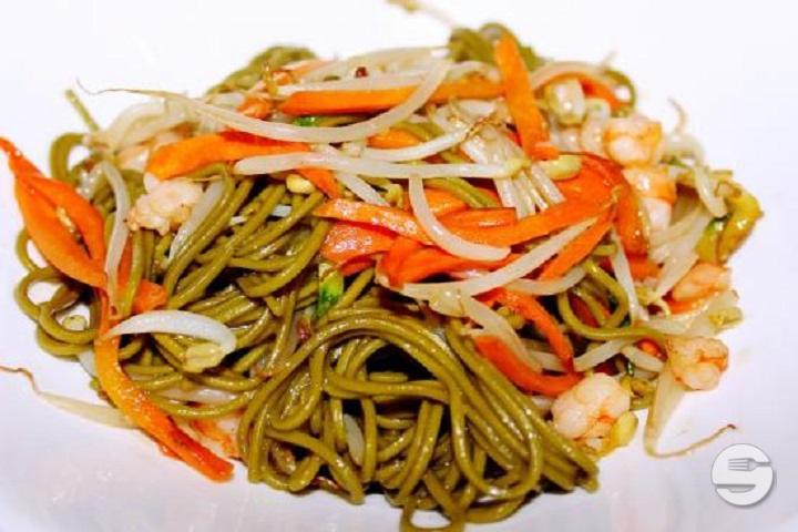 Yaki Soba grüner - Tiger Sushi