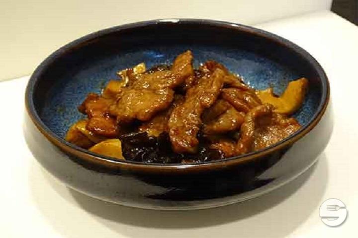 Rindfleisch mit Pilzen - Tiger Sushi