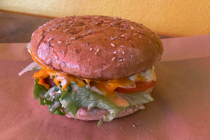 Double cheeseburger - Madagascar Family