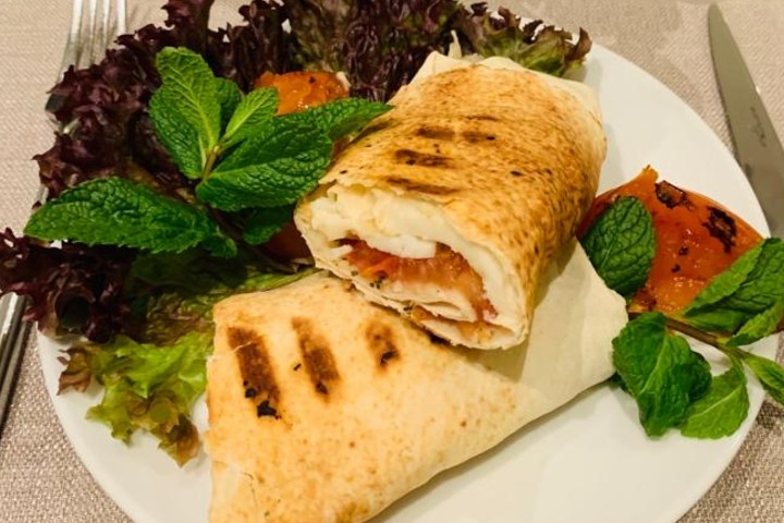 Haloumi Sandwich - Chez Fouad