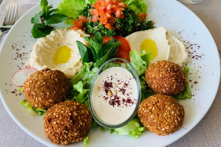 Falafel Plate - Chez Fouad