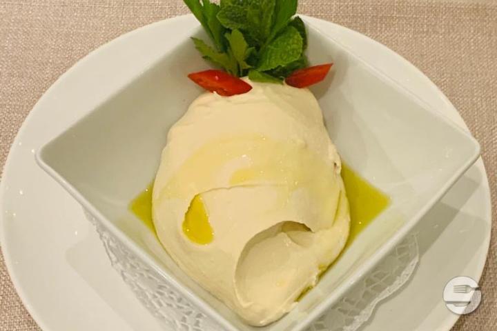 Hummus - Chez Fouad Restaurant