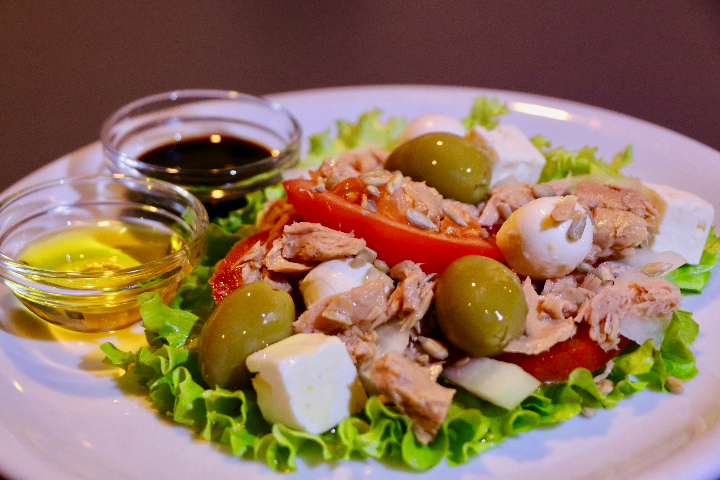 Salat Mediterran - Dschingis Mongolian Barbecue Bern