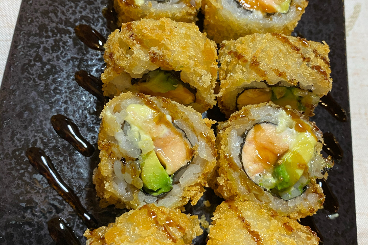 49. Saumon Frit Maki - Les 4 Marronniers