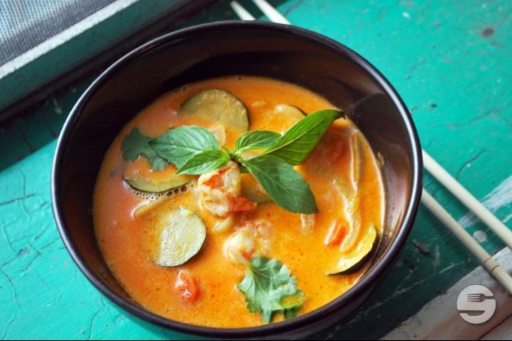 100. Poulet au Curry THAI - Les 4 Marronniers