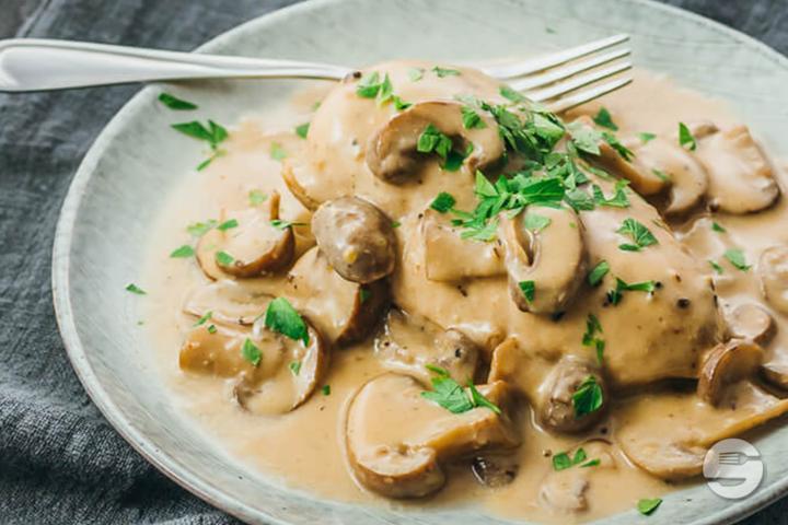 102. Poulet aux Champignons - Les 4 Marronniers