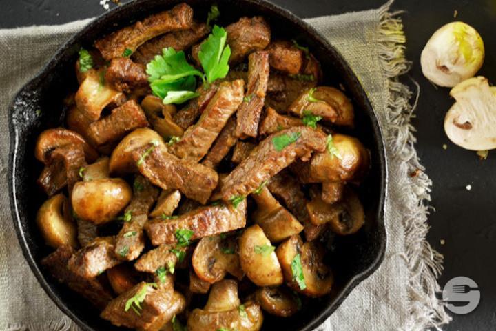 105. Boeuf aux Champignons - Les 4 Marronniers