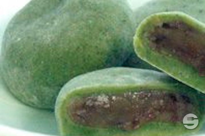 6. Mochi au Yomogi Armoise et Haricots Rouges - Les 4 Marronniers