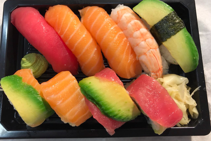 Sakura Plate - Hum Kitchen