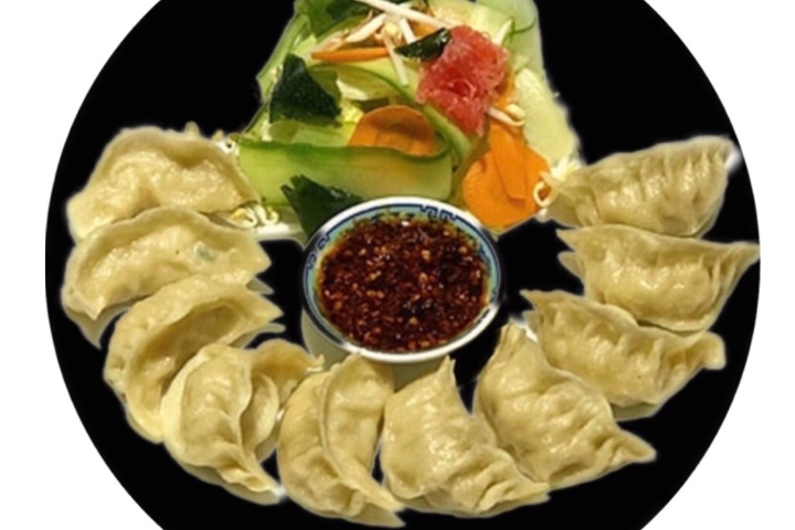 Momo with beef 10 pcs - Hum Kitchen