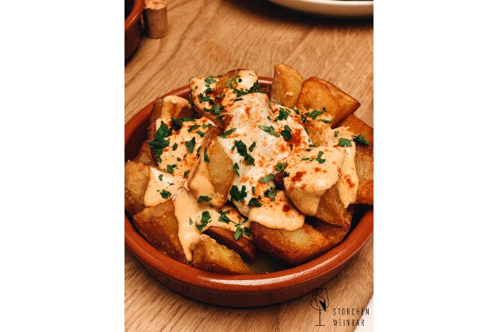 Patatas Bravas - Storchen Weinbar