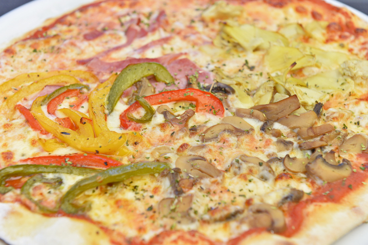 Pizza 4 Seasons - Le Chalet des Bains