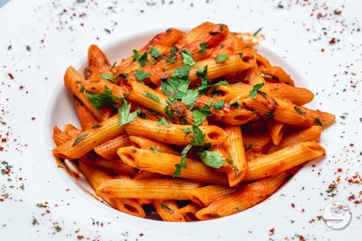 Penne with Tomato and Vegetable Sauce - Le Chalet des Bains