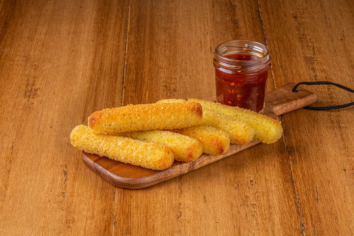Mozzarella Sticks 6 pieces - Pizza Avenue