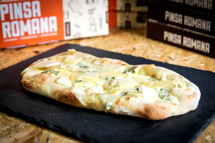 Quattro Formaggi - Pinsa & Pokè