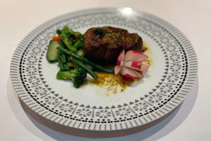 Filet de boeuf grillé et son beurre maison - Le Casanova