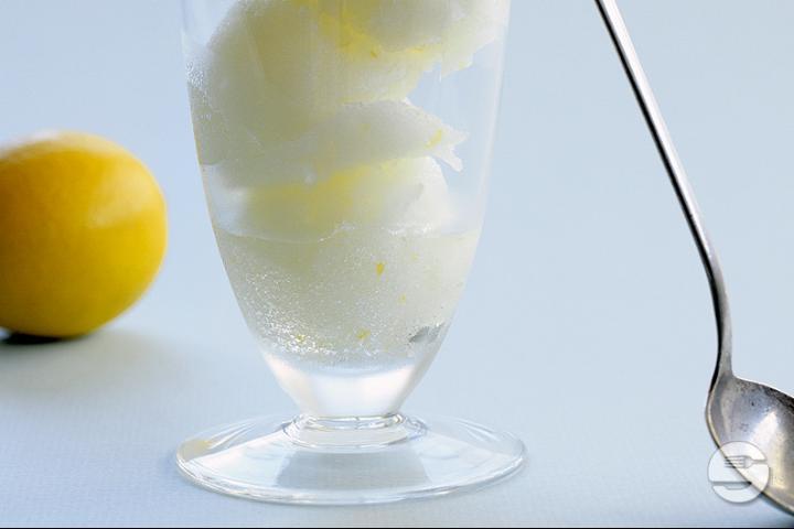 Lemon Sorbet Flute - Restaurant Pizzeria du Commerce