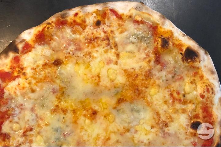 4 Cheeses - Pizzacom