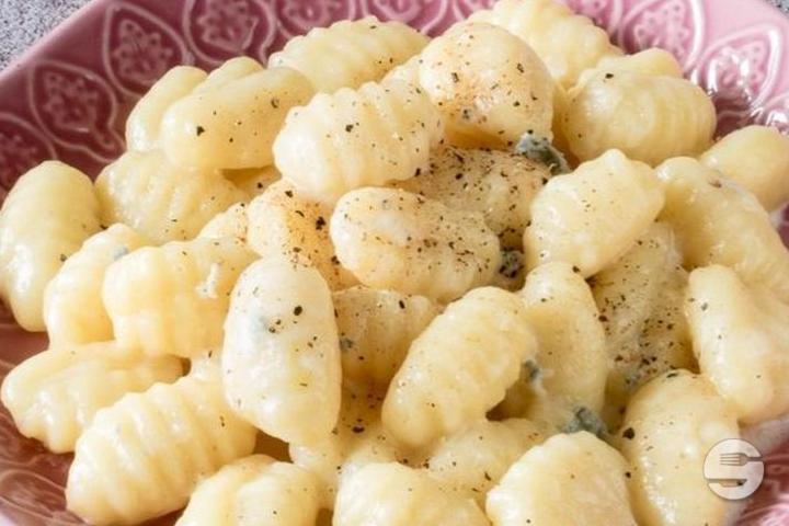Gnocchi Gorgonzola - Pizzacom