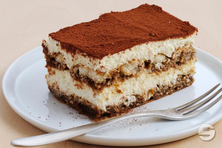 Homemade Tiramisu - Pizzacom