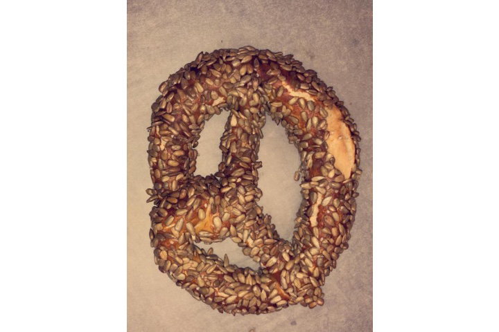 Sunflower seeds pretzel - Dina Kiosk Shop