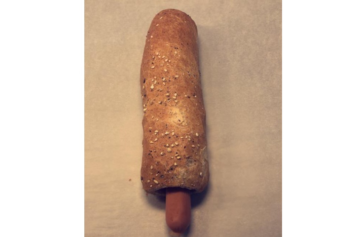 Hotdog - Dina Kiosk Shop