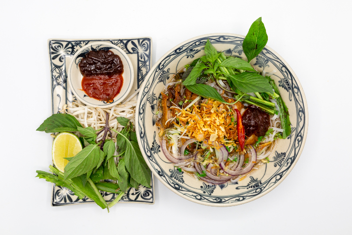 PHO Tom - Đu Đủ Vietnamese Cuisine - Sushi & Grill