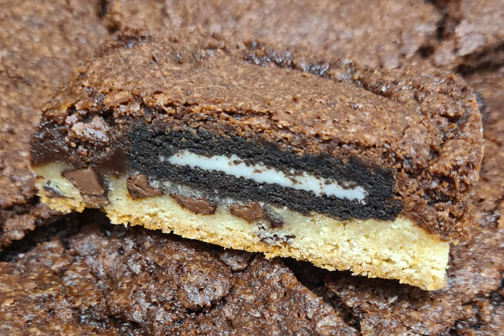 Vegan Chocolate Oreo Brownie - Vegitat