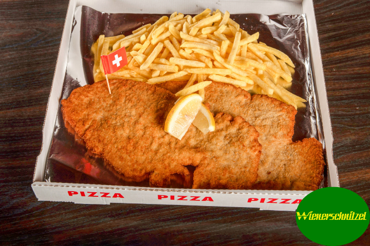 Paniertes Kalbsschnitzel „Wienerschnitzel“ - Restaurant Tramway