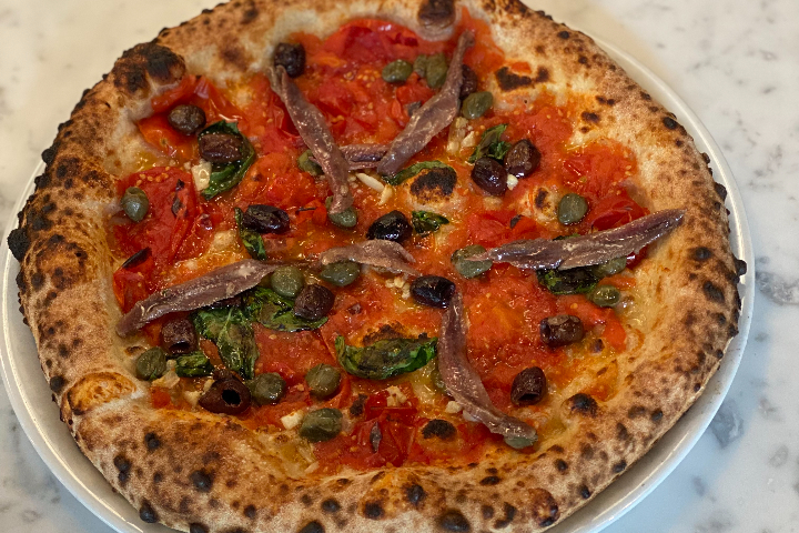 Neapolitan Pizza - Cinecitta